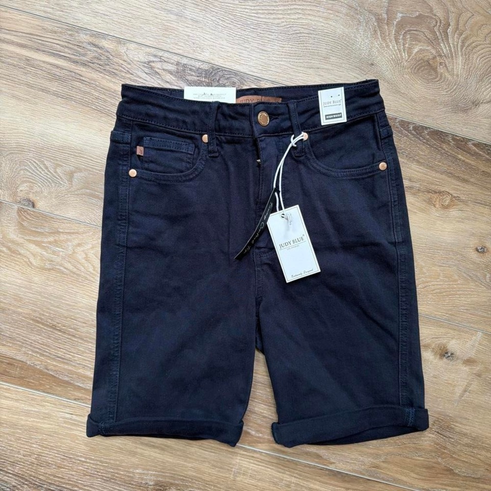 NWT Judy Blue Navy High‎ Waisted Bermuda Shorts Stretchy Denim 5 Pocket Size S